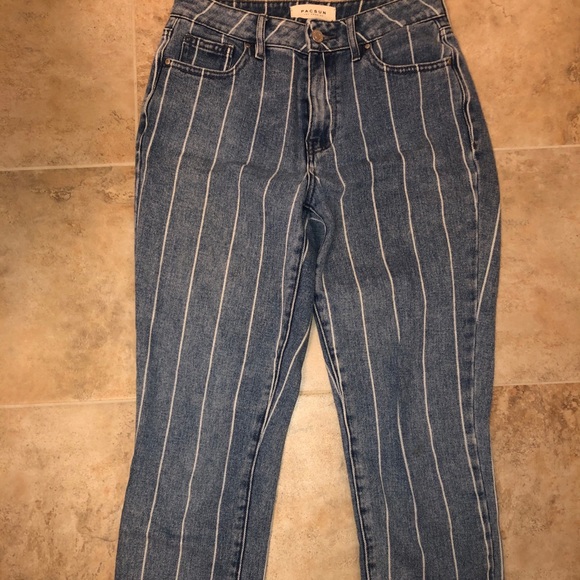 PacSun Mom Jeans - Picture 2 of 5